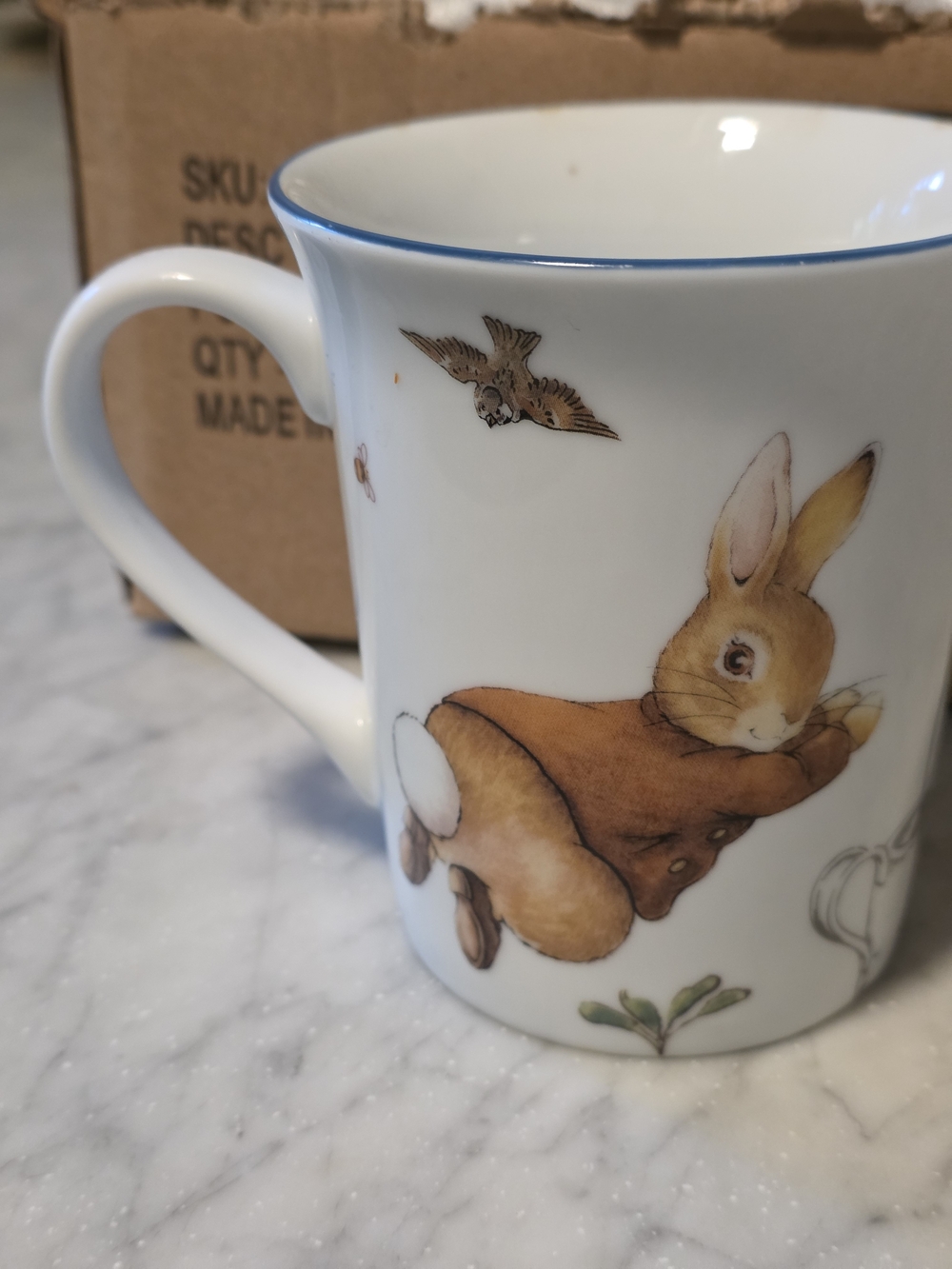Peter Rabbit Ceramic Mug - Picture 7 of 7